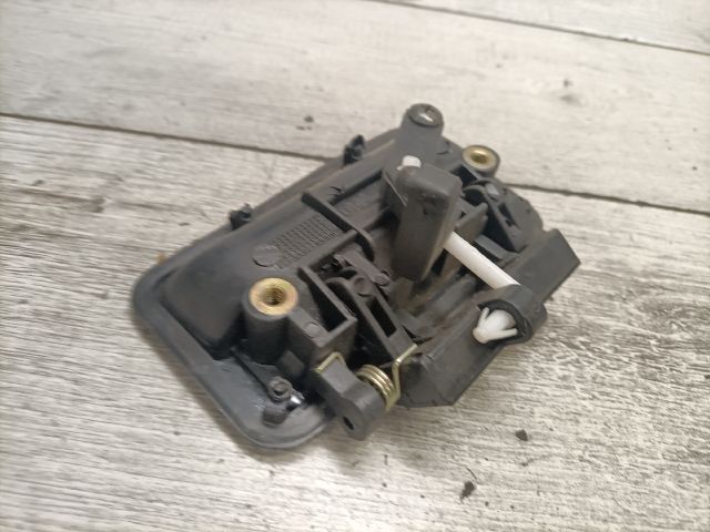 bontott SUZUKI SWIFT II Jobb hátsó Külső Kilincs