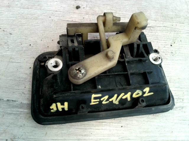 bontott SUZUKI SWIFT II Jobb hátsó Külső Kilincs