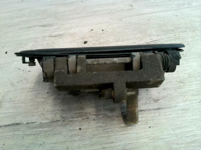 bontott SUZUKI SWIFT II Jobb hátsó Külső Kilincs