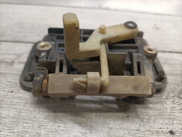 bontott SUZUKI SWIFT II Jobb hátsó Külső Kilincs