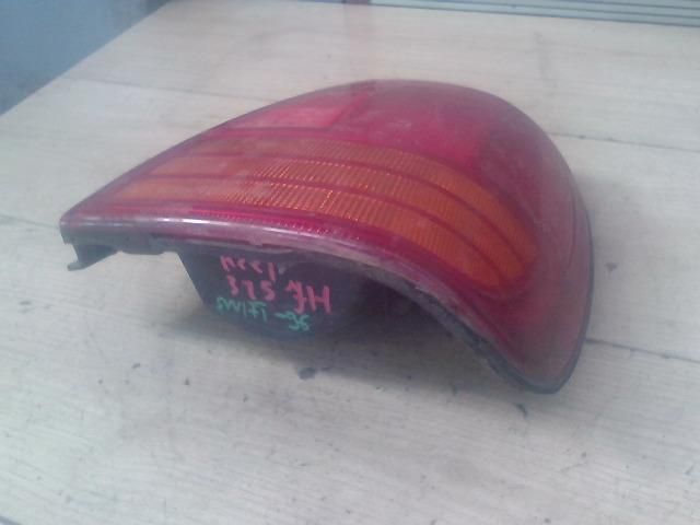 bontott SUZUKI SWIFT II Jobb Hátsó Lámpa Bajusz Díszléc