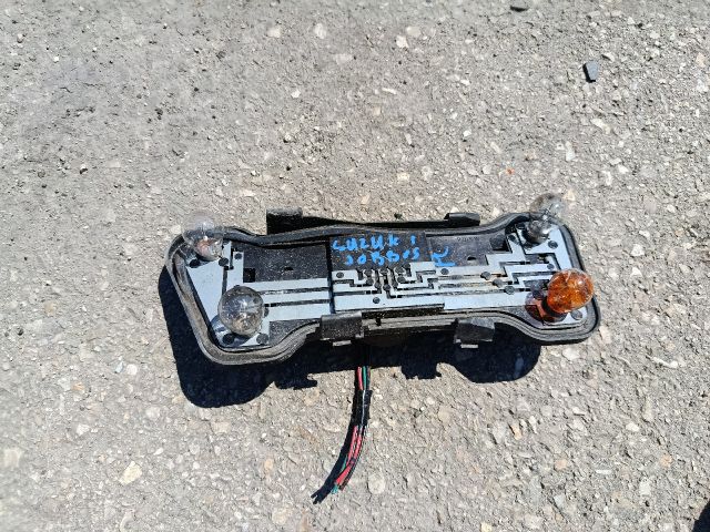 bontott SUZUKI SWIFT II Jobb Hátsó Lámpa Foglalat