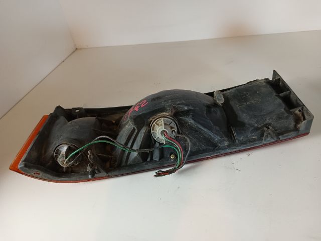 bontott SUZUKI SWIFT II Jobb Hátsó Lámpa