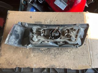 bontott SUZUKI SWIFT II Jobb Hátsó Lámpa