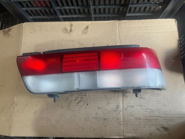 bontott SUZUKI SWIFT II Jobb Hátsó Lámpa