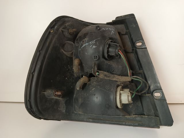 bontott SUZUKI SWIFT II Jobb Hátsó Lámpa