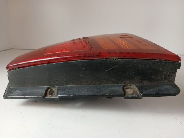 bontott SUZUKI SWIFT II Jobb Hátsó Lámpa