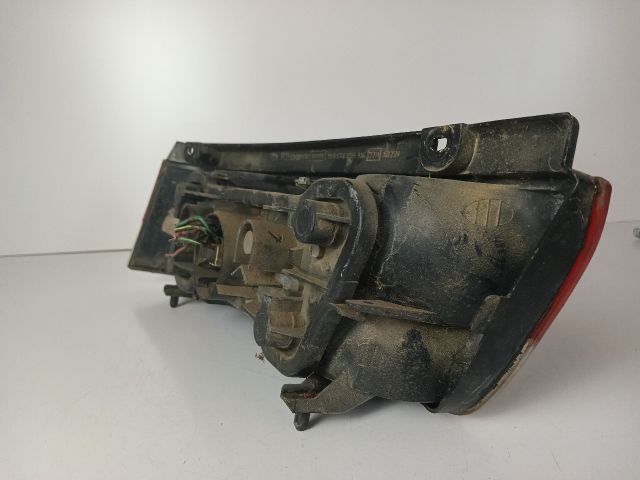 bontott SUZUKI SWIFT II Jobb Hátsó Lámpa