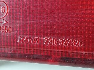 bontott SUZUKI SWIFT II Jobb Hátsó Lámpa