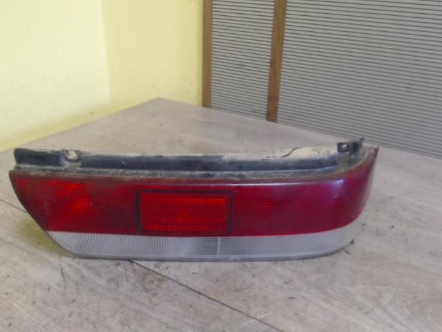 bontott SUZUKI SWIFT II Jobb Hátsó Lámpa