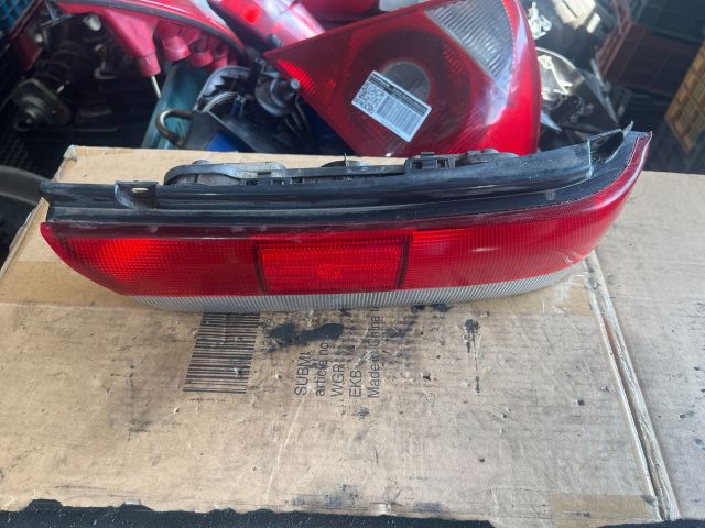 bontott SUZUKI SWIFT II Jobb Hátsó Lámpa