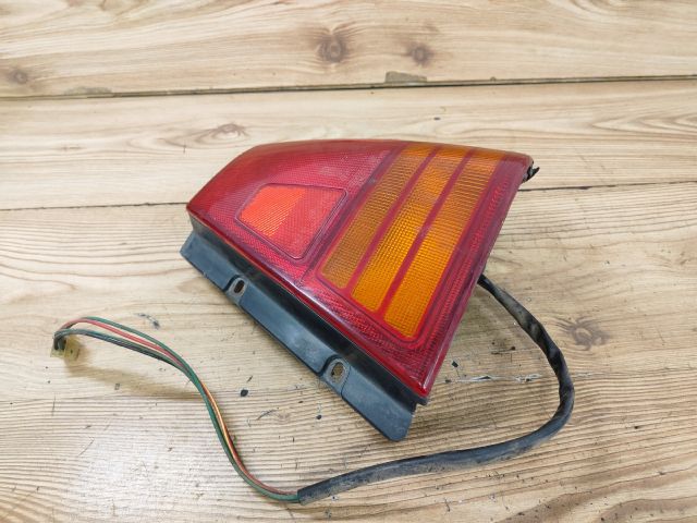 bontott SUZUKI SWIFT II Jobb Hátsó Lámpa