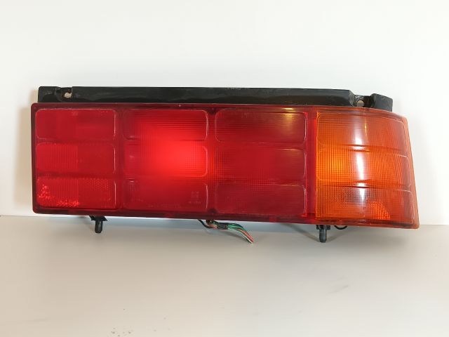 bontott SUZUKI SWIFT II Jobb Hátsó Lámpa