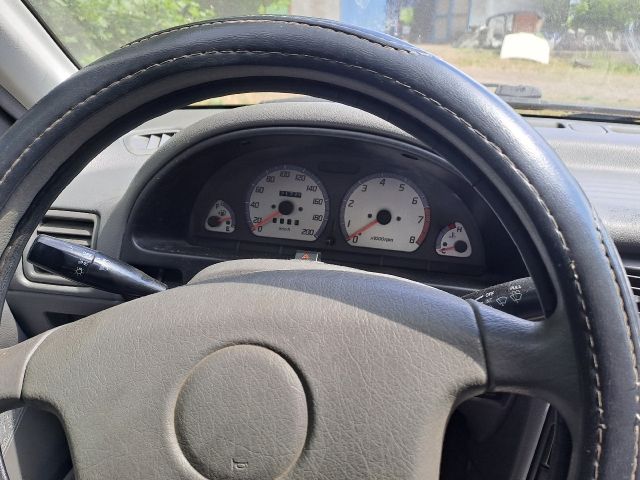 bontott SUZUKI SWIFT II Jobb Hátsó Lámpa