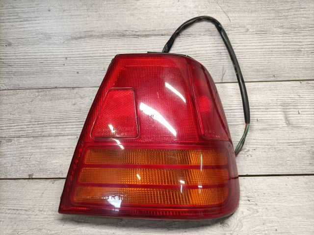 bontott SUZUKI SWIFT II Jobb Hátsó Lámpa