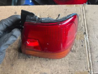 bontott SUZUKI SWIFT II Jobb Hátsó Lámpa