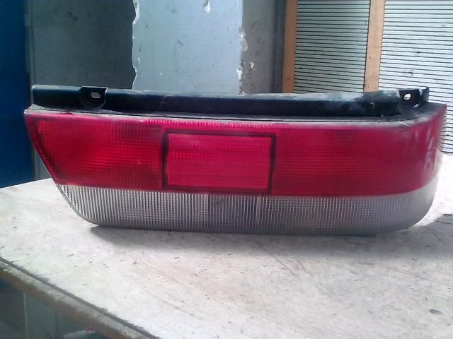 bontott SUZUKI SWIFT II Jobb Hátsó Lámpa