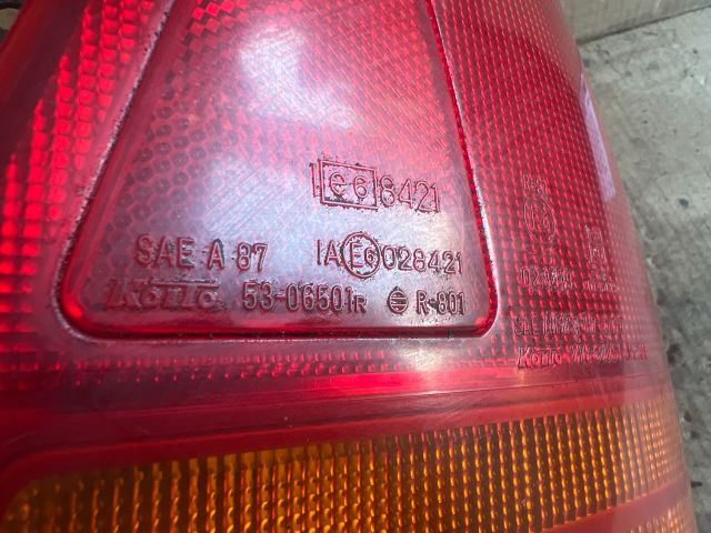 bontott SUZUKI SWIFT II Jobb Hátsó Lámpa