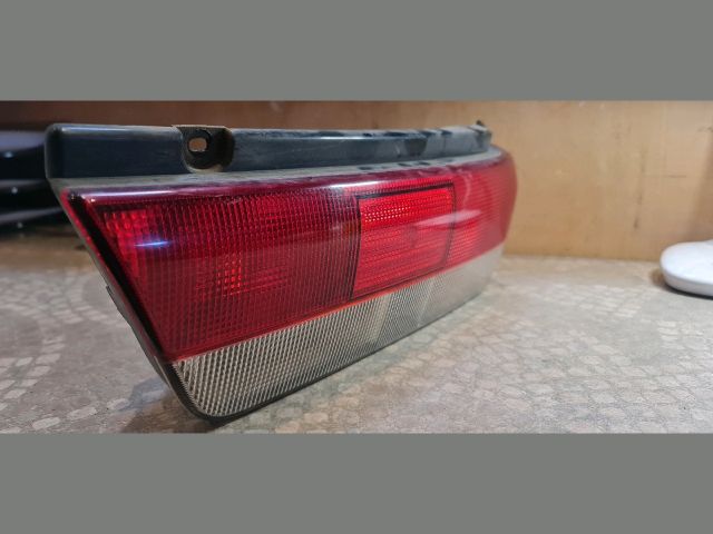 bontott SUZUKI SWIFT II Jobb Hátsó Lámpa