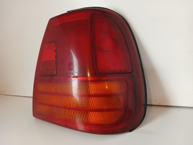 bontott SUZUKI SWIFT II Jobb Hátsó Lámpa