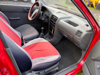 bontott SUZUKI SWIFT II Jobb Hátsó Lámpa