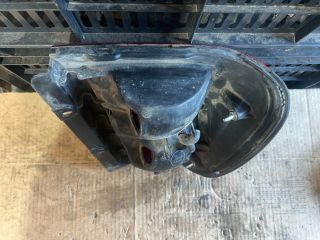 bontott SUZUKI SWIFT II Jobb Hátsó Lámpa