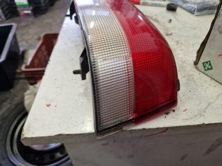 bontott SUZUKI SWIFT II Jobb Hátsó Lámpa