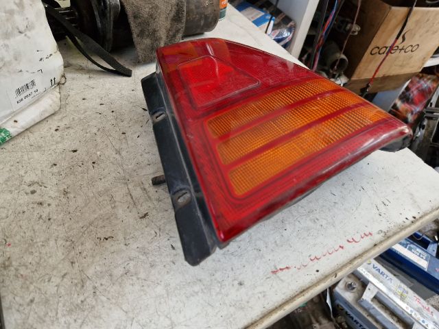 bontott SUZUKI SWIFT II Jobb Hátsó Lámpa