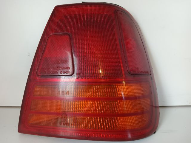 bontott SUZUKI SWIFT II Jobb Hátsó Lámpa