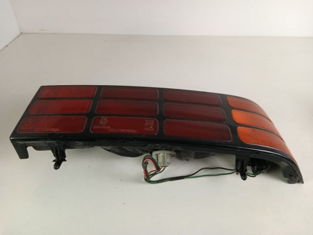 bontott SUZUKI SWIFT II Jobb Hátsó Lámpa