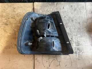 bontott SUZUKI SWIFT II Jobb Hátsó Lámpa