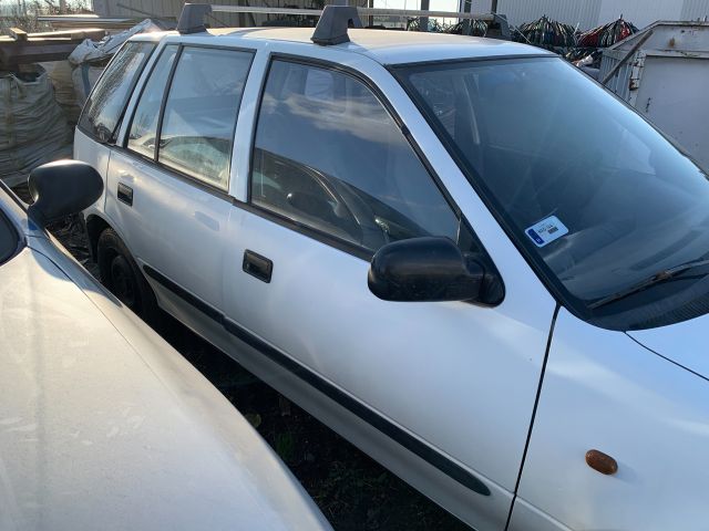 bontott SUZUKI SWIFT II Jobb Hátsó Lámpa