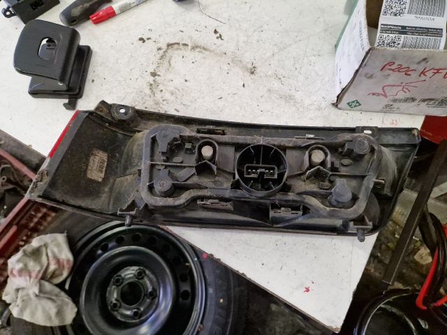 bontott SUZUKI SWIFT II Jobb Hátsó Lámpa