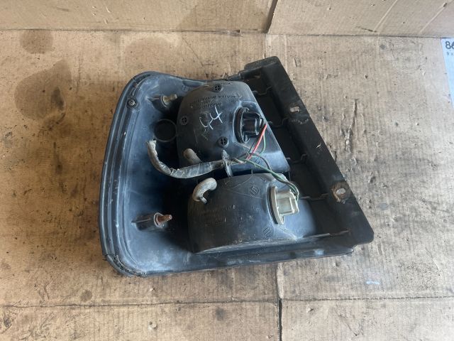 bontott SUZUKI SWIFT II Jobb Hátsó Lámpa