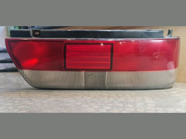 bontott SUZUKI SWIFT II Jobb Hátsó Lámpa