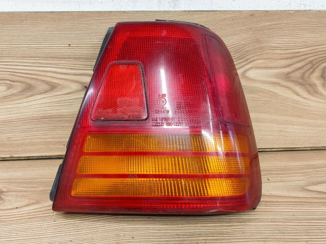 bontott SUZUKI SWIFT II Jobb hátsó Lámpabúra