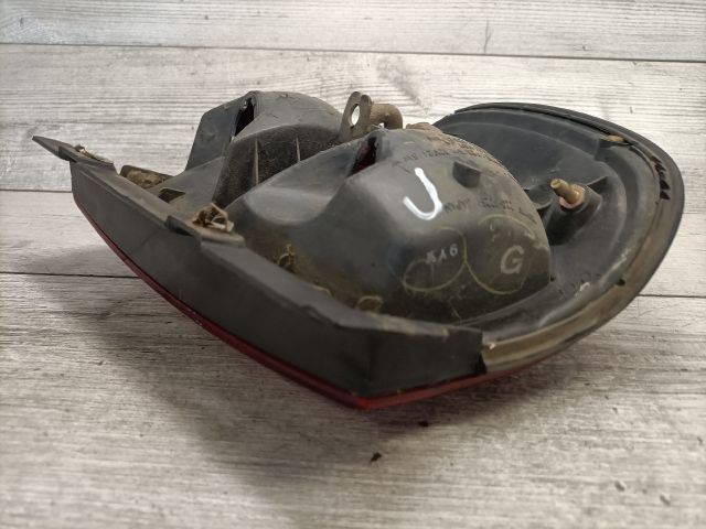 bontott SUZUKI SWIFT II Jobb hátsó Lámpabúra