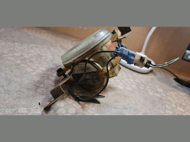 bontott SUZUKI SWIFT II Jobb Ködfényszóró