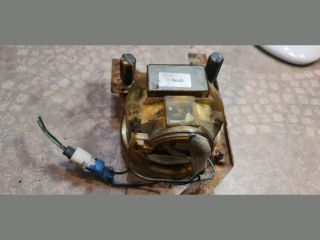 bontott SUZUKI SWIFT II Jobb Ködfényszóró