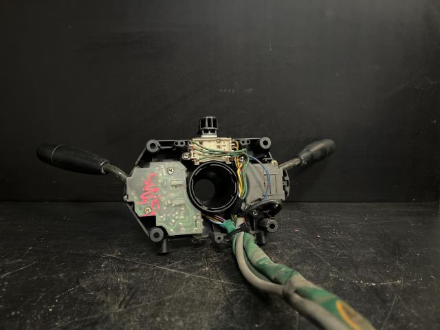 bontott SUZUKI SWIFT II Jobb Kormánykapcsoló Ablaktörlő