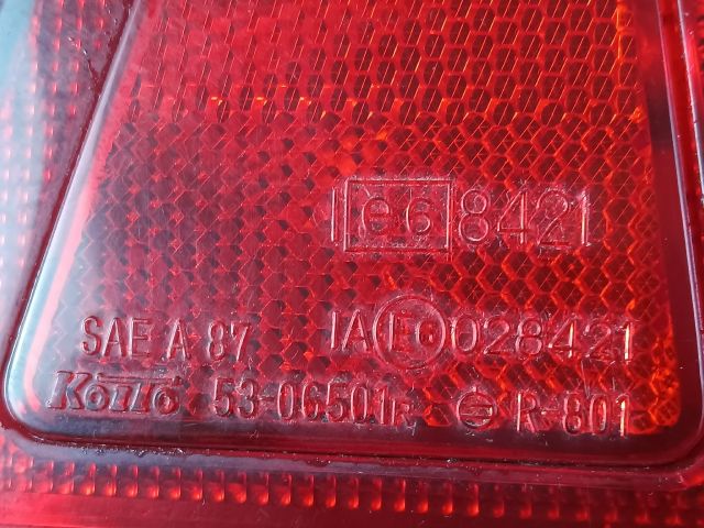 bontott SUZUKI SWIFT II Jobb Külső Hátsó Lámpa