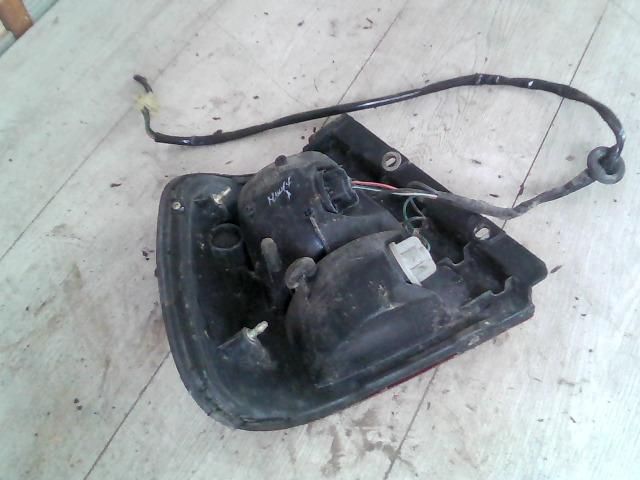 bontott SUZUKI SWIFT II Jobb Külső Hátsó Lámpa