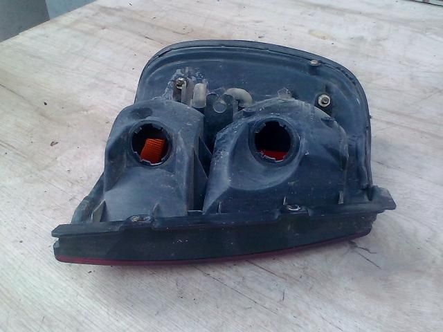 bontott SUZUKI SWIFT II Jobb Külső Hátsó Lámpa