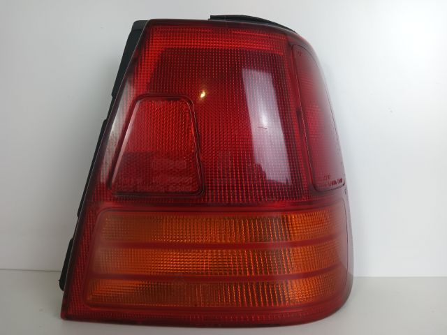 bontott SUZUKI SWIFT II Jobb Külső Hátsó Lámpa