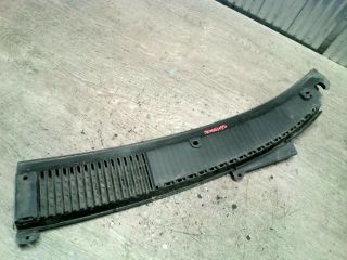 bontott SUZUKI SWIFT II Jobb Levélrács Záróvég