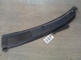 bontott SUZUKI SWIFT II Jobb Levélrács Záróvég