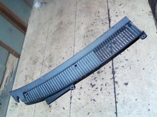 bontott SUZUKI SWIFT II Jobb Levélrács Záróvég