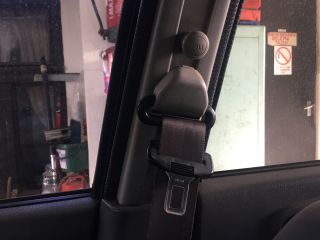 bontott SUZUKI SWIFT II Jobb Napellenző Tartó