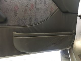 bontott SUZUKI SWIFT II Jobb Napellenző Tartó