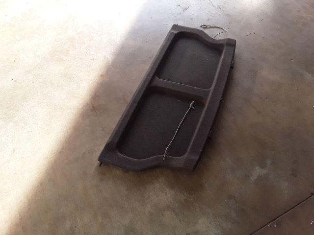 bontott SUZUKI SWIFT II Kalaptartó